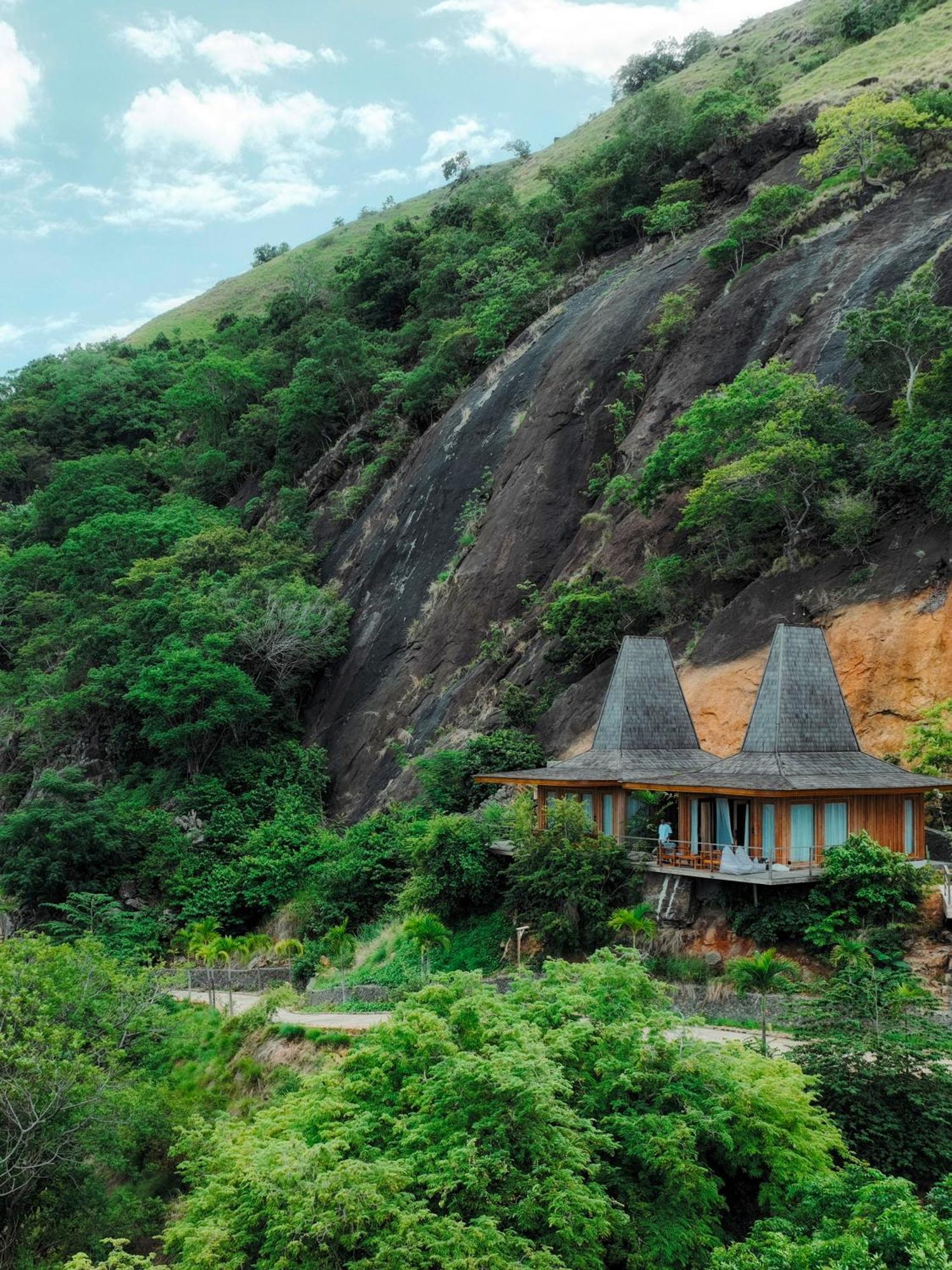 Menjaga Bay Hotel Labuan Bajo Eksteriør billede