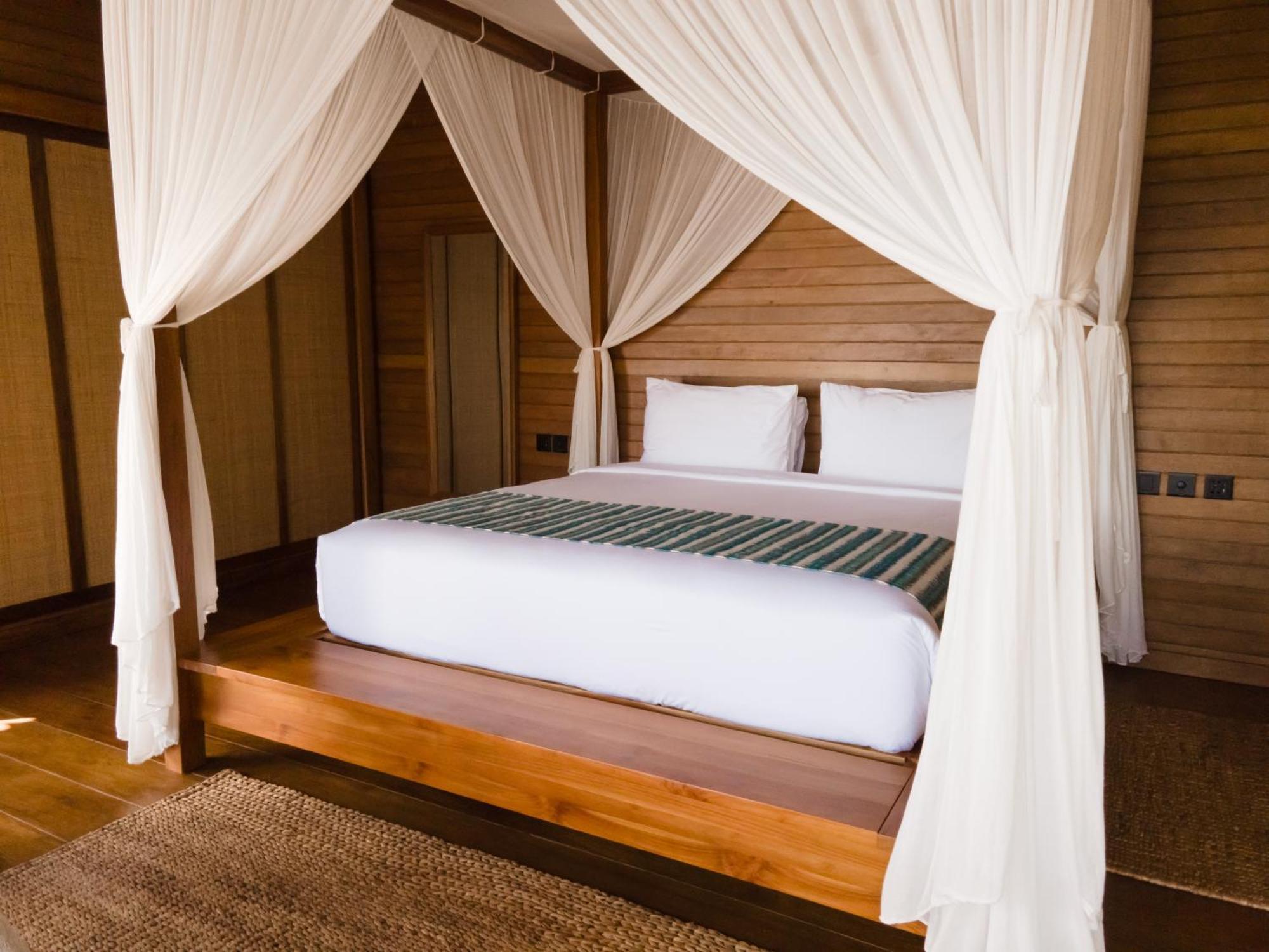 Menjaga Bay Hotel Labuan Bajo Eksteriør billede