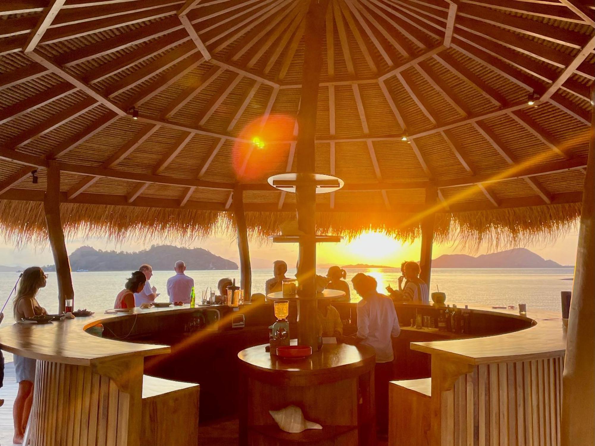 Menjaga Bay Hotel Labuan Bajo Eksteriør billede