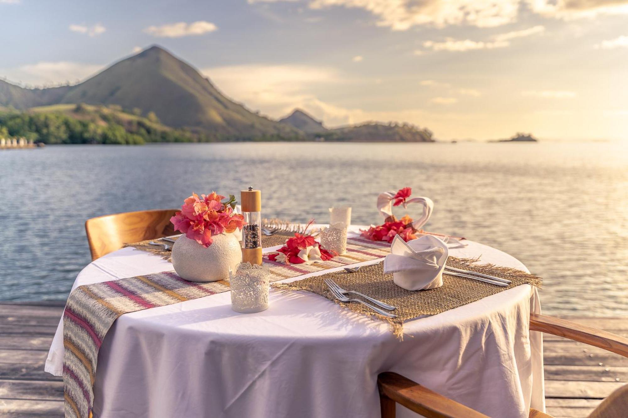 Menjaga Bay Hotel Labuan Bajo Eksteriør billede
