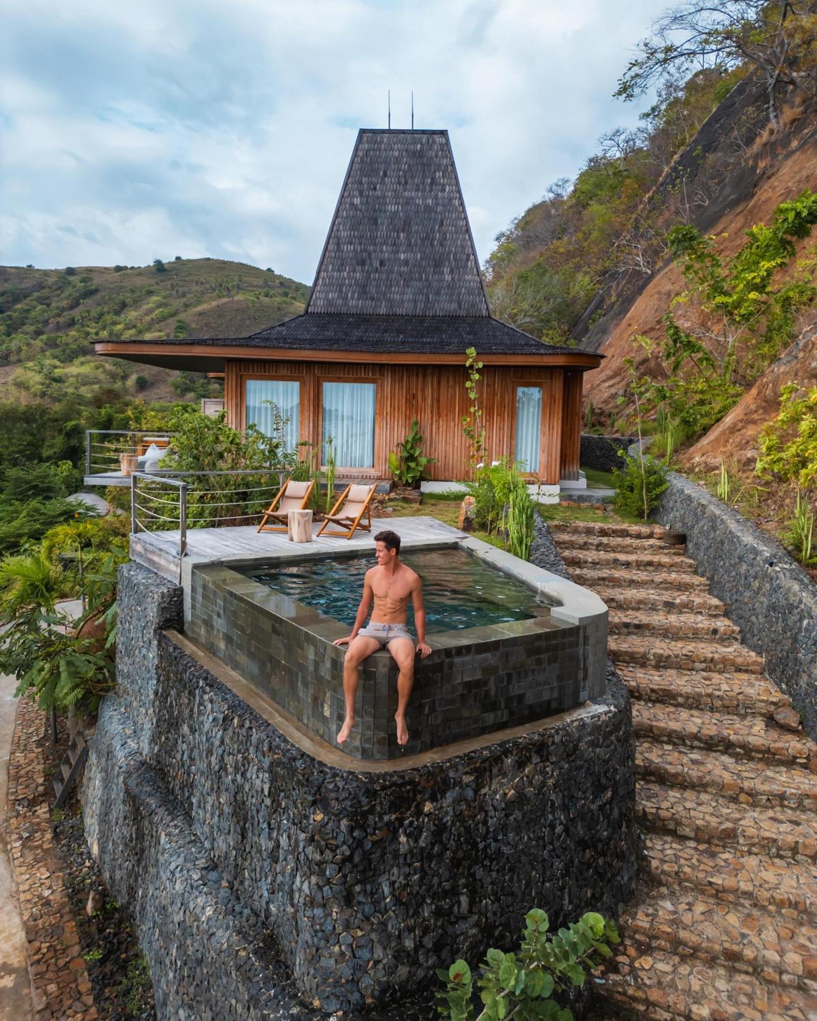 Menjaga Bay Hotel Labuan Bajo Eksteriør billede